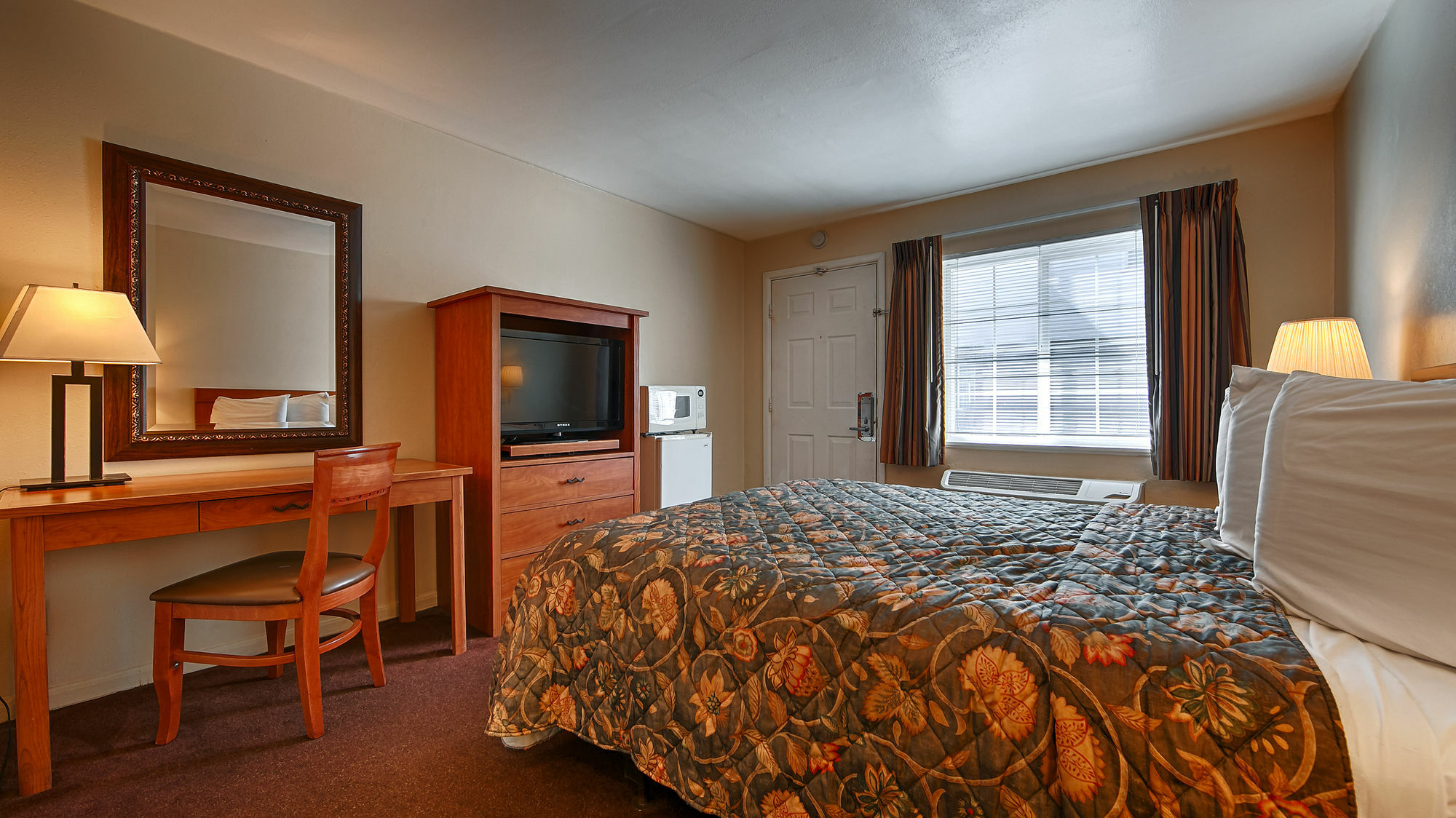 Travelodge By Wyndham Eugene Downtown/University Of Oregon Zewnętrze zdjęcie