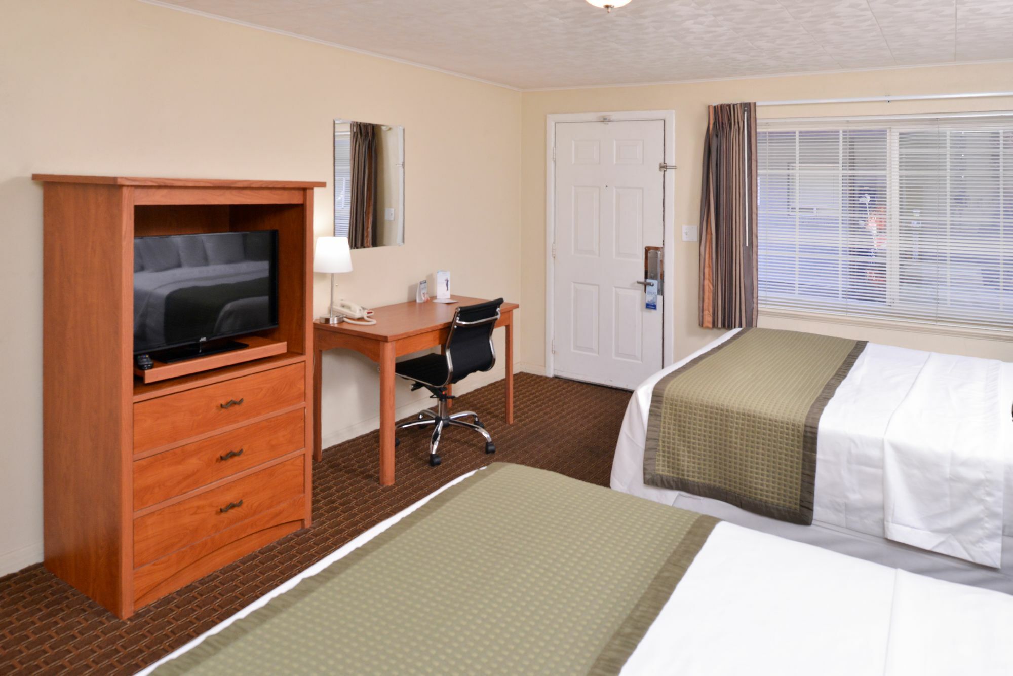 Travelodge By Wyndham Eugene Downtown/University Of Oregon Zewnętrze zdjęcie